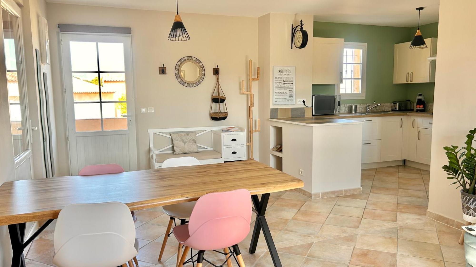 Des Figuiers - 2 Hebergements - Piscine, Jacuzzi, Parking Apartment *