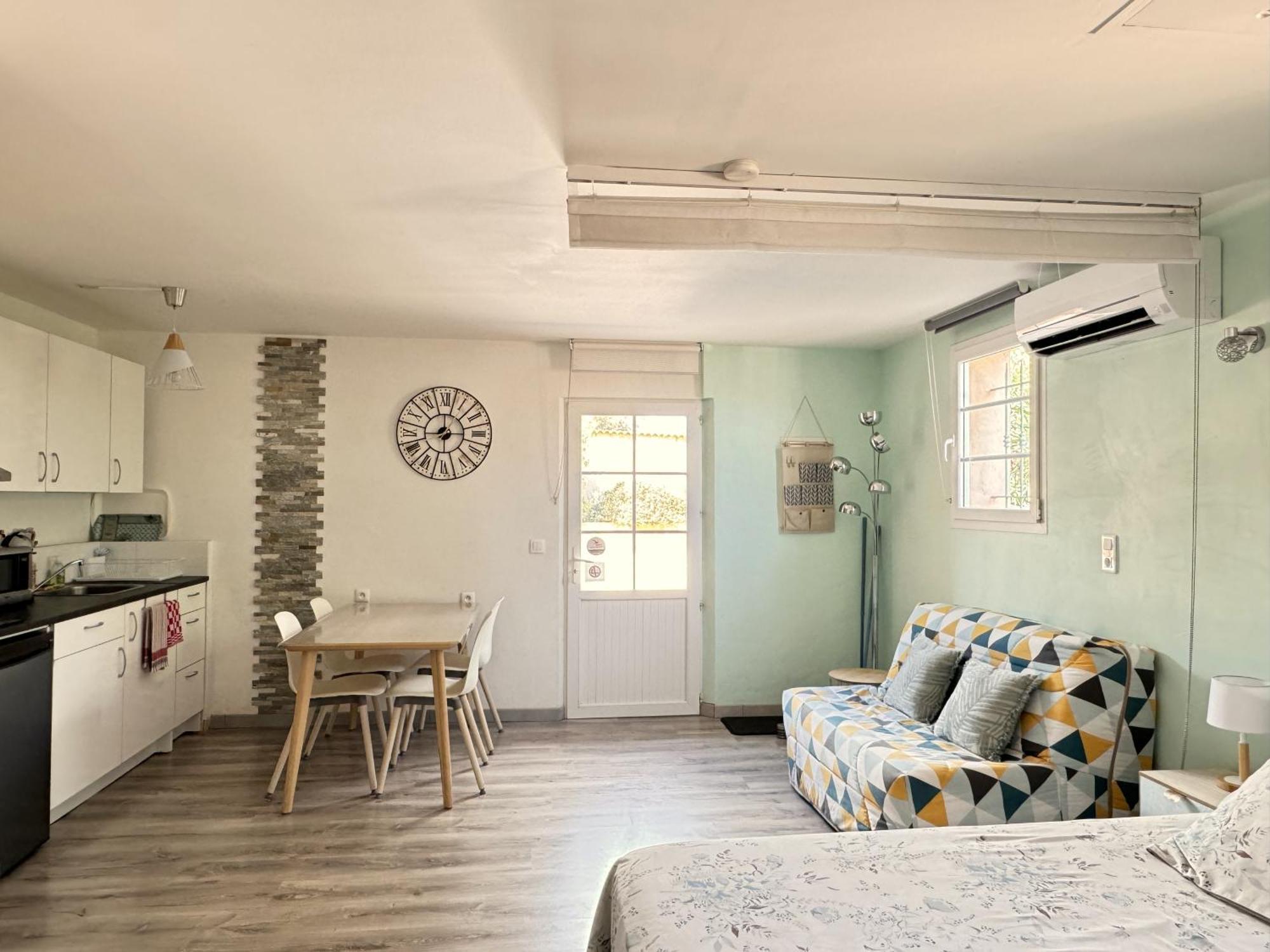 Des Figuiers - 2 Hebergements - Piscine, Jacuzzi, Parking Apartment *